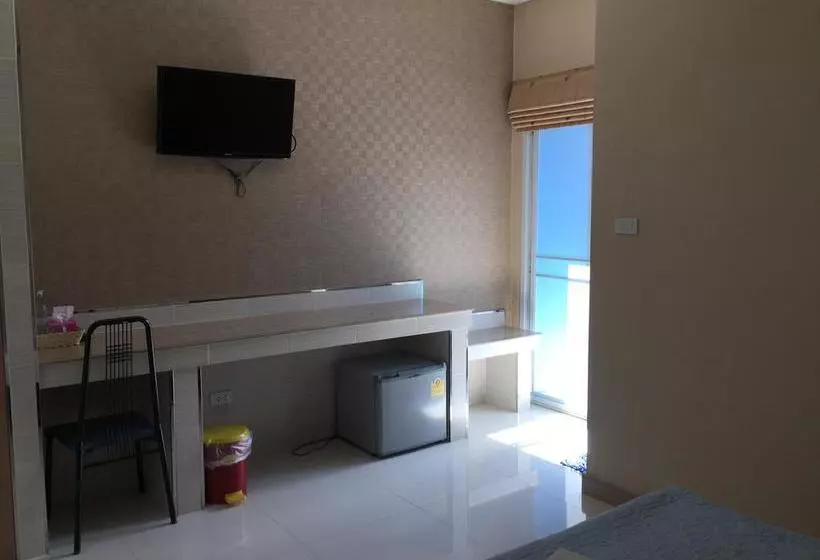 هتل Veerakit Grand