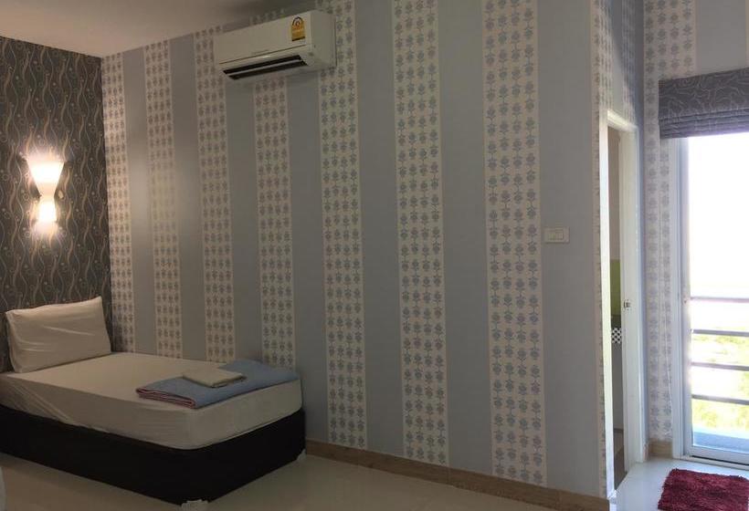 هتل Veerakit Grand