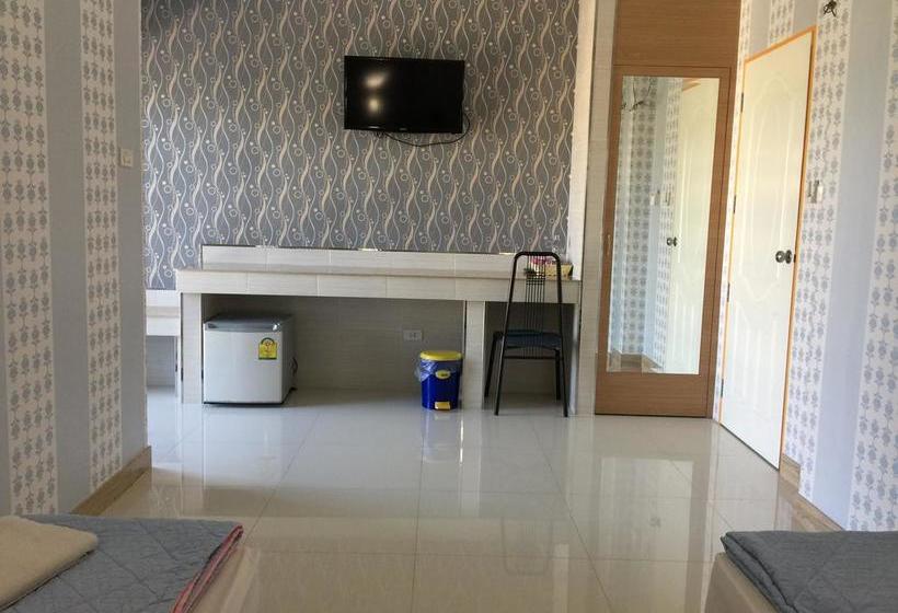 هتل Veerakit Grand