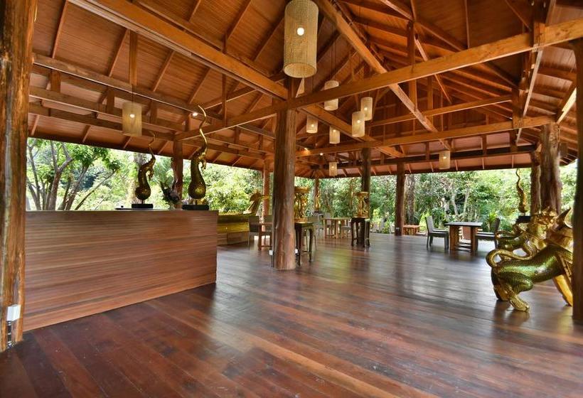 The Nine Thipthara Klongson Resort
