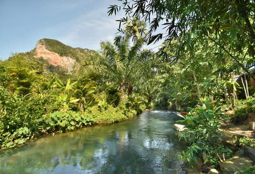 The Nine Thipthara Klongson Resort