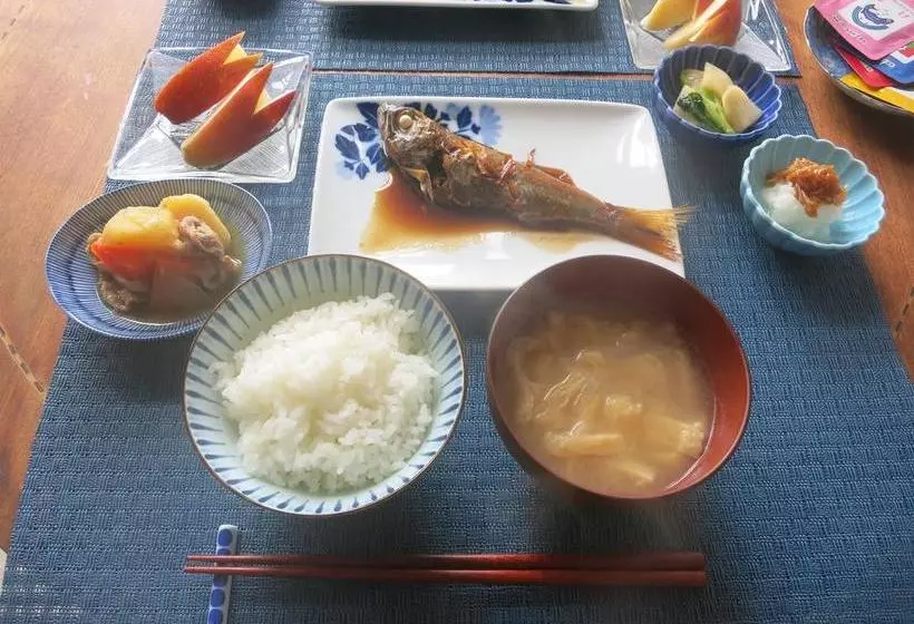 ベッドアンドブレックファースト Bed&breakfast Ichi