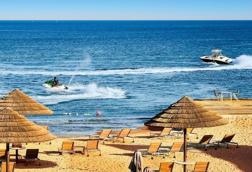 Braira Al Azizya Hotel & Resort