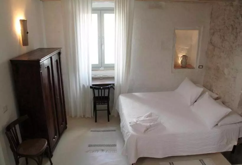 Hotelli Albergo Diffuso Il Casale