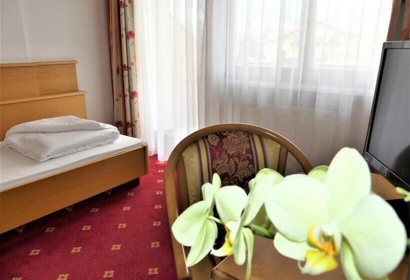 Отель Hubertushof