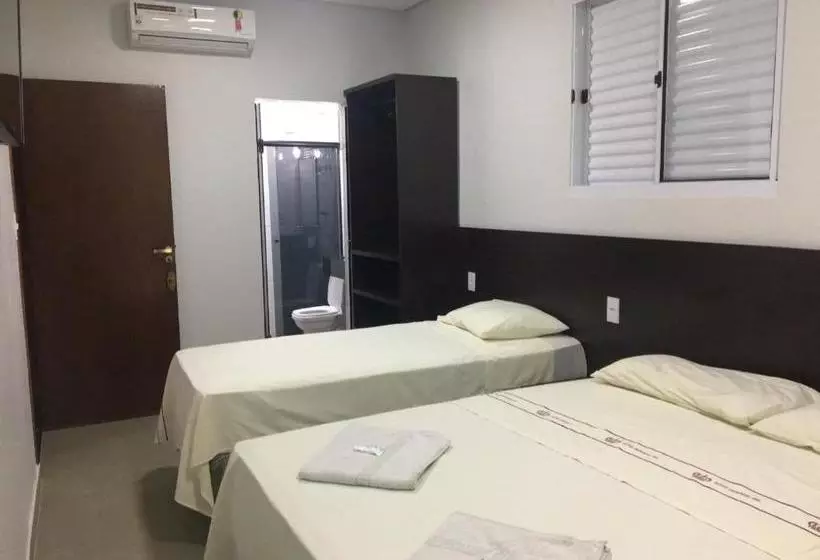 ホテル Imperial Inn