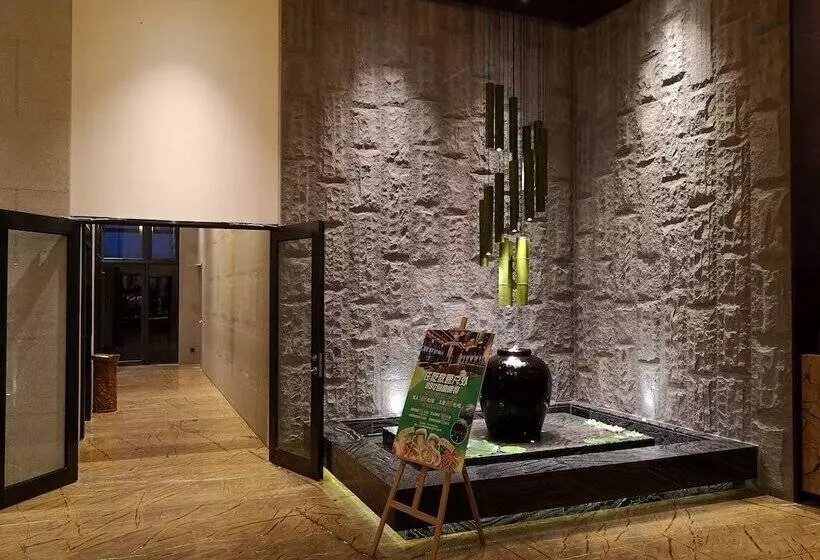 Relaxed Season Hotel   Foshan