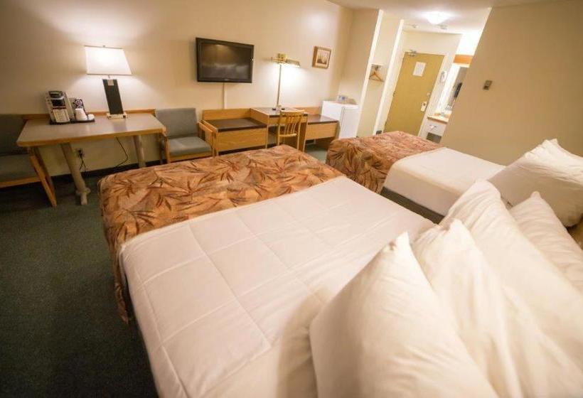 فندق Woodland Inn