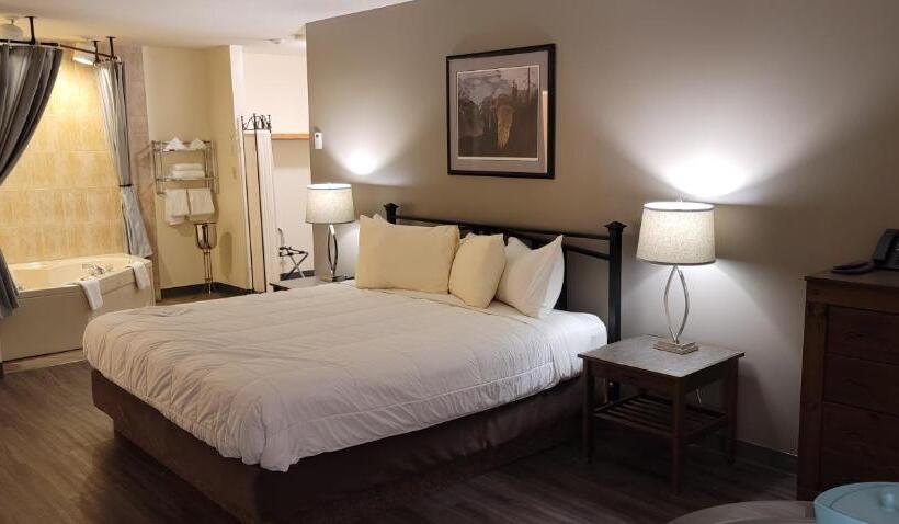 فندق Woodland Inn