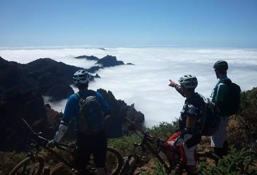 ユースホステル El Porvenir