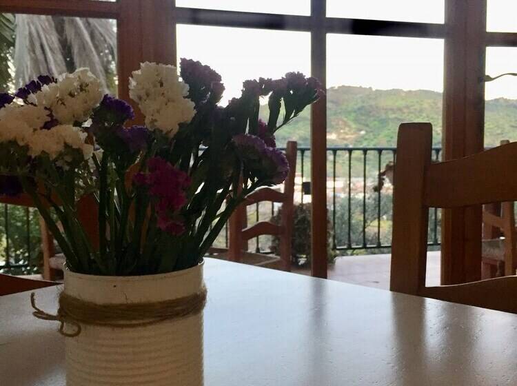 Albergue Rural De Algodonales Hostel