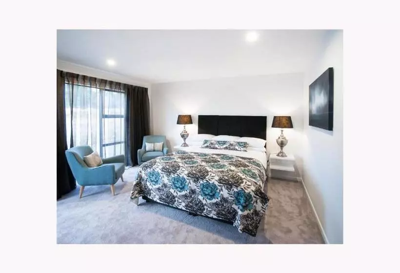 Alpine Suites On Tekapo Luxury B&b