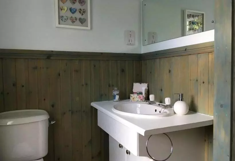 Aamiaismajoitus (B&B) Arduthie House