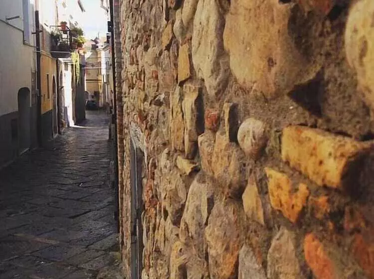 Aamiaismajoitus (B&B) Svegliarsi Nei Borghi   La Patronale