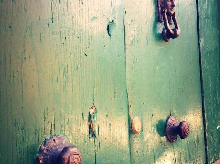 צימר Svegliarsi Nei Borghi La Patronale