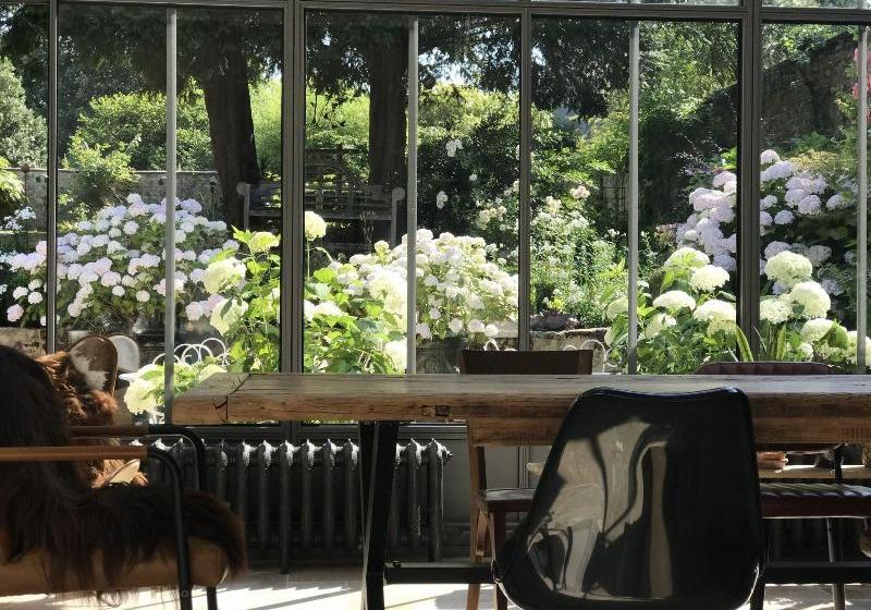 تختخواب و صبحانه Villa Cambette