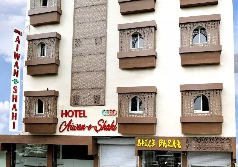 هتل Aiwan E Shahi