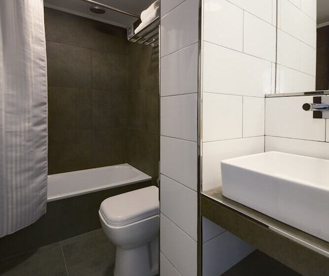 Отель Alto San Isidro