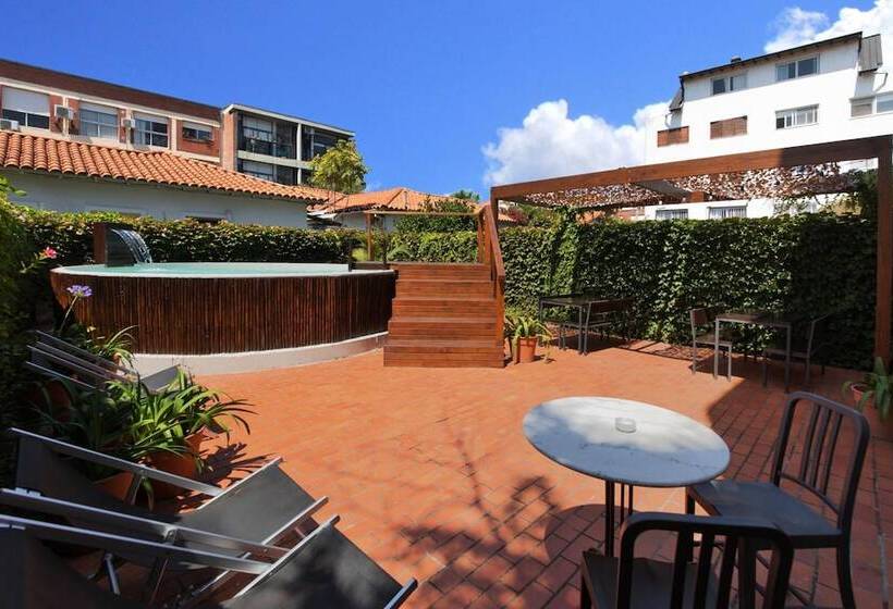 Отель Alto San Isidro