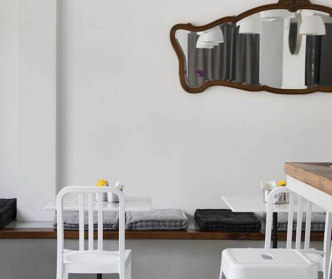 Отель Alto San Isidro