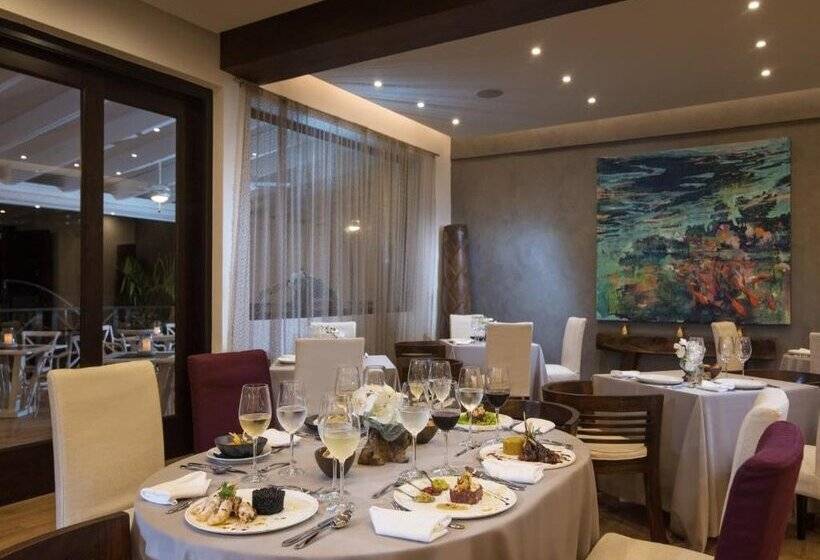 هتل Casa Hemingway