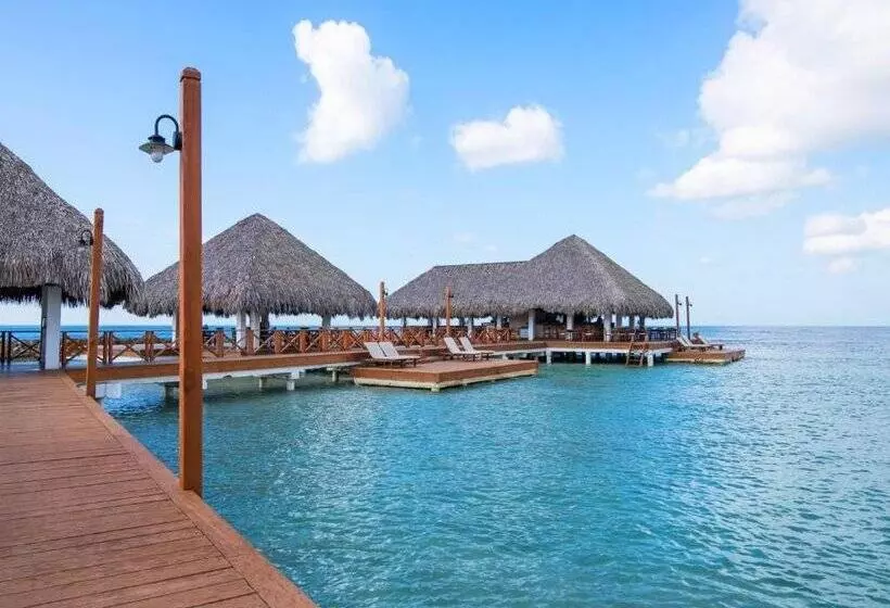 هتل Casa Hemingway