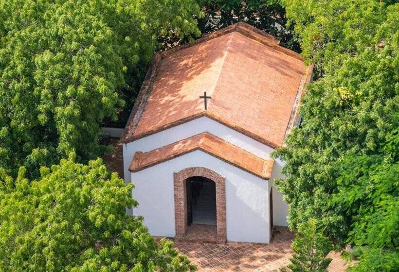 هتل Casa Hemingway