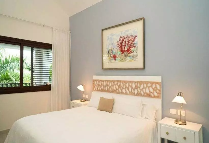 هتل Casa Hemingway