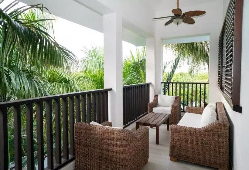 هتل Casa Hemingway