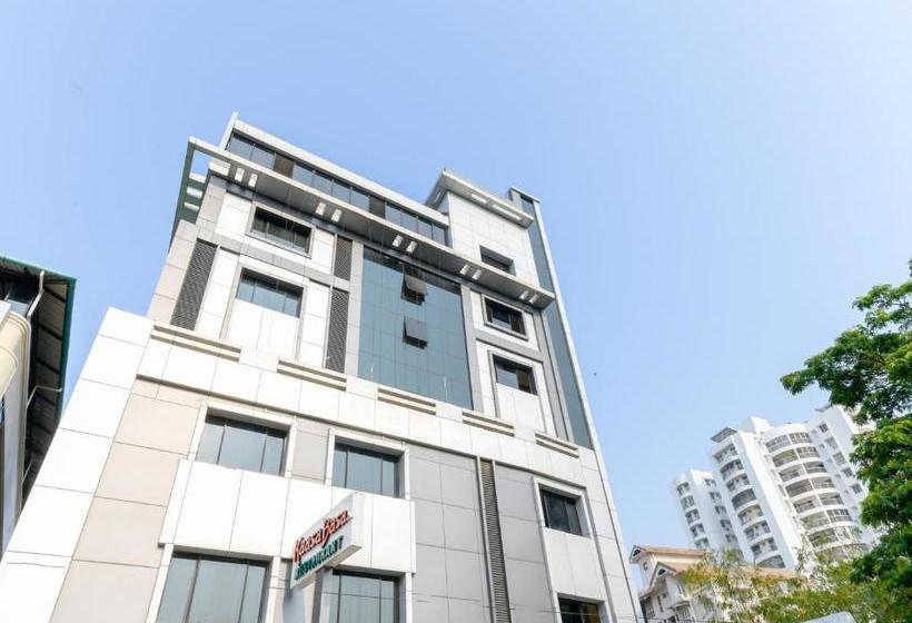 Отель Cochin City Residency