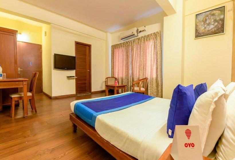 Отель Cochin City Residency