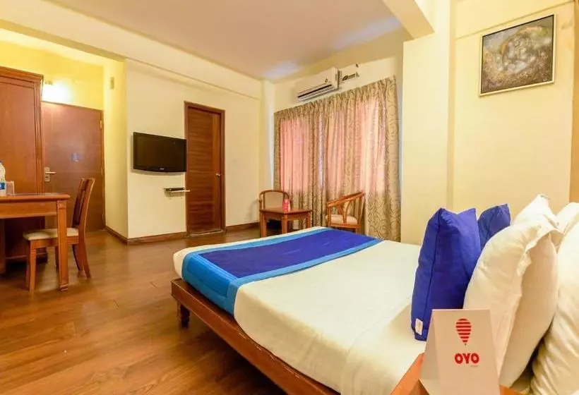 ホテル Cochin City Residency