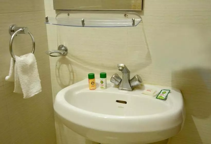 ホテル Oyo Rooms New Sanganer Road Hem Marg