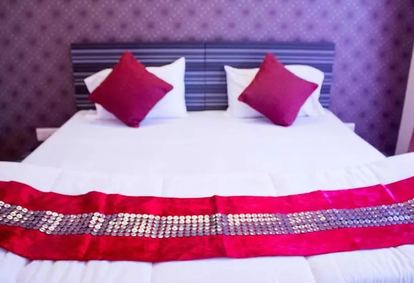 ホテル Collection O 6343 City Rooms Greater Noida