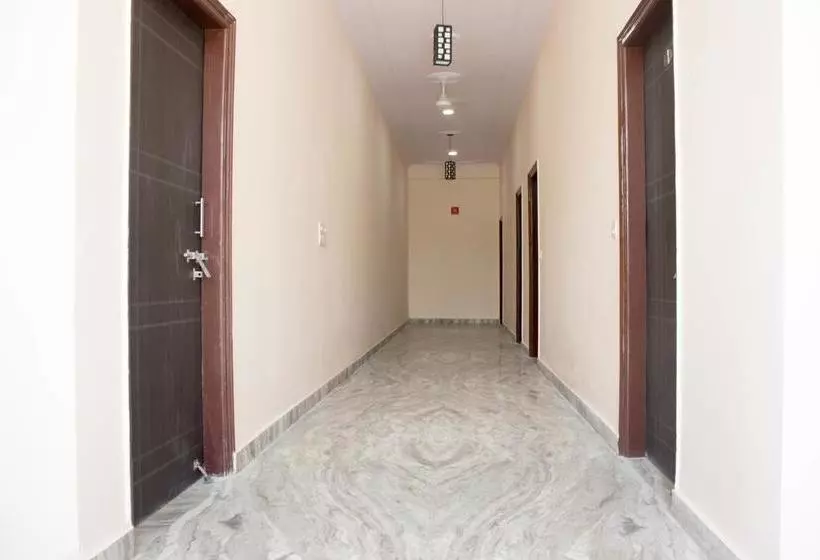 ホテル Collection O 6343 City Rooms Greater Noida