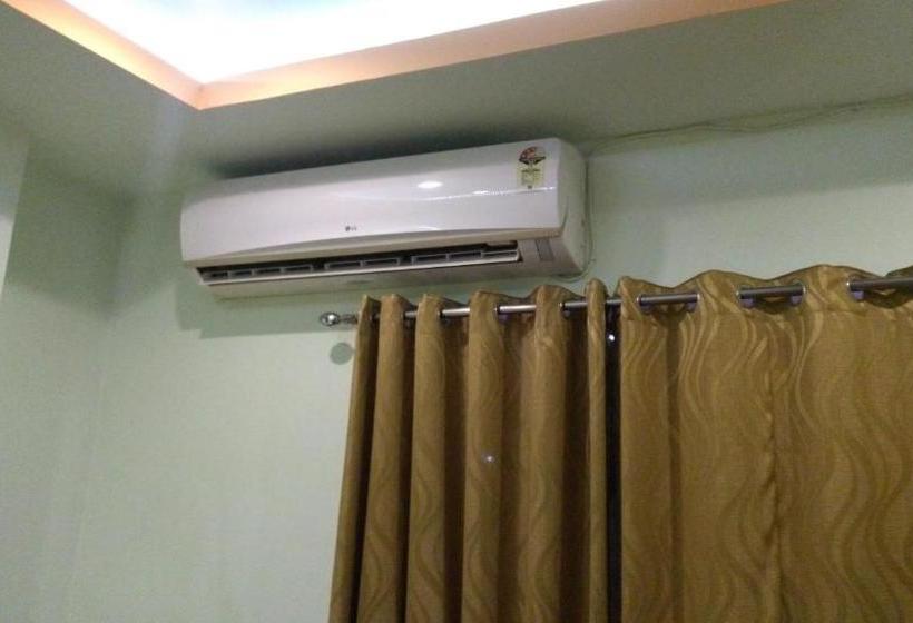 בית מלון כפרי Picasso Varanasi