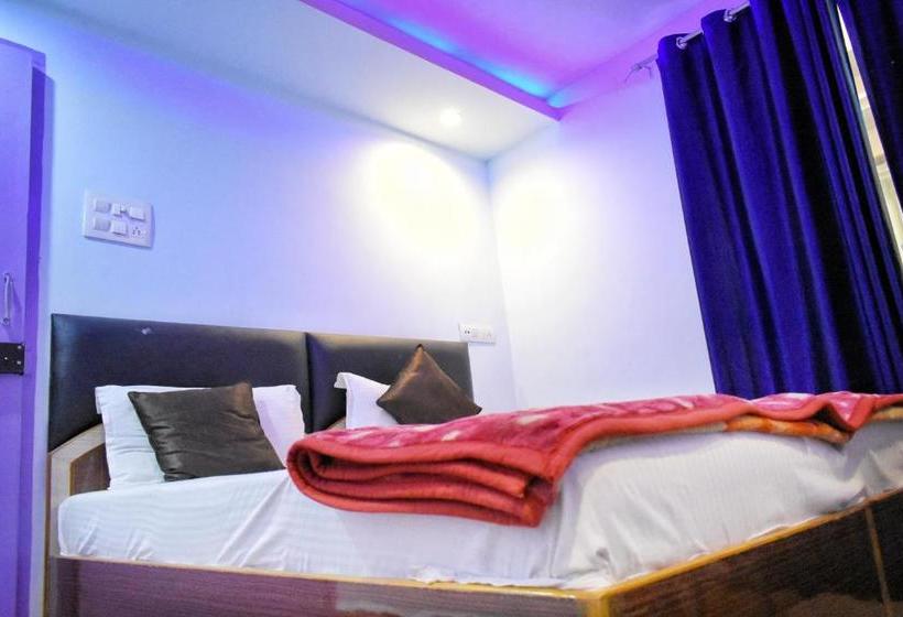 בית מלון כפרי Picasso Varanasi