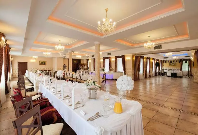 Hotelli Pod Herbem  Pokoje Ozonowane