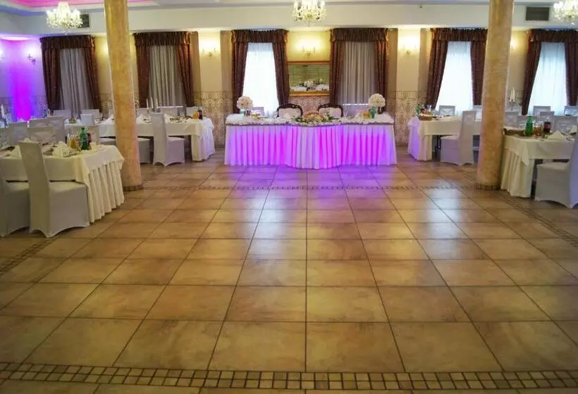 Hotelli Pod Herbem  Pokoje Ozonowane