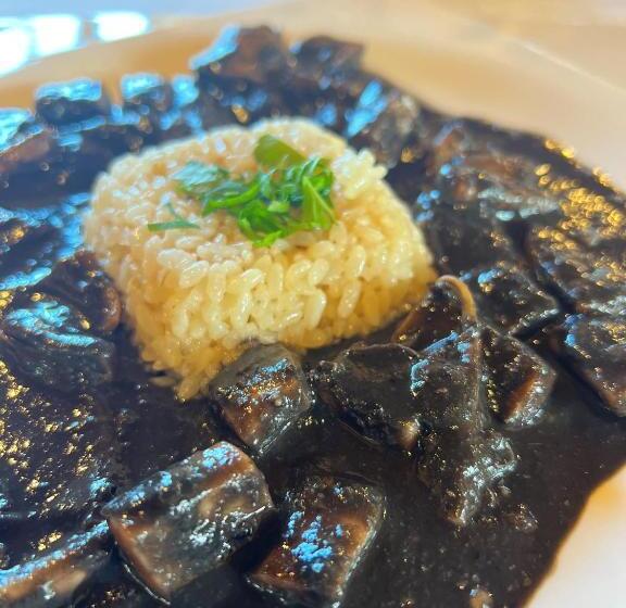 בית מלון כפרי Y Apartamentos Penarronda Playa