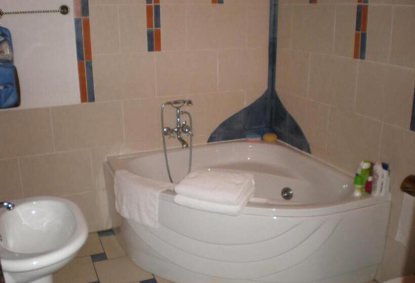 בית מלון כפרי Y Apartamentos Penarronda Playa