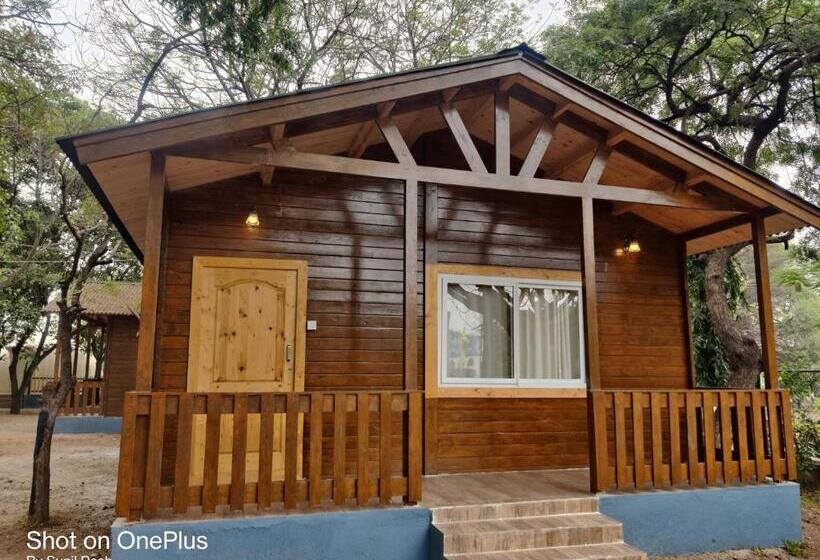 Kstdc Hotel Mayura Chalukya, Badami