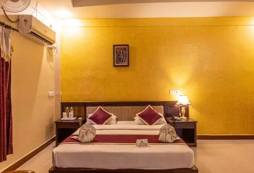 Kstdc Hotel Mayura Chalukya, Badami
