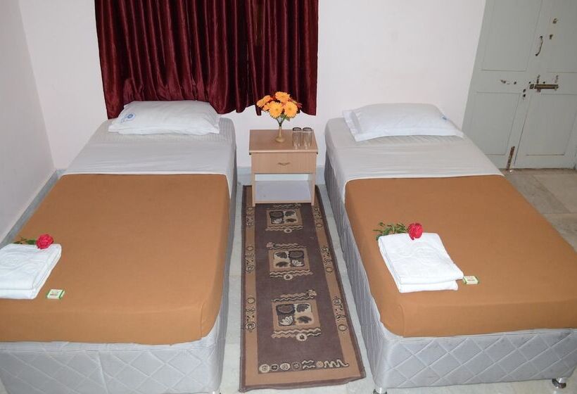 Kstdc Hotel Mayura Chalukya, Badami