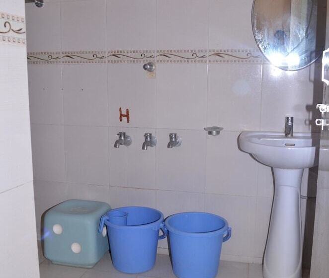 Kstdc Hotel Mayura Chalukya, Badami