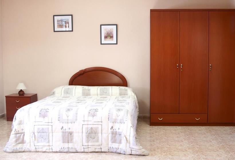 Monegros Hotel 4 Hermanos