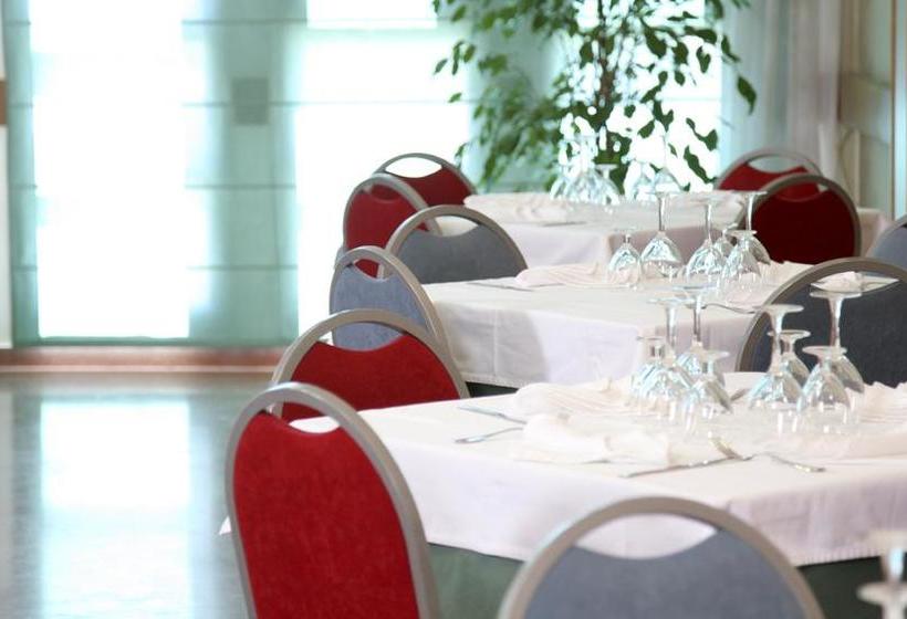 Monegros Hotel 4 Hermanos