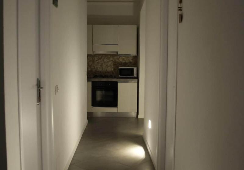 تختخواب و صبحانه Sotto Le Stelle Ai Decumani