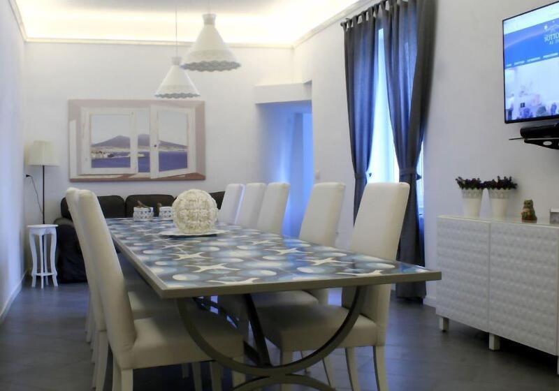 تختخواب و صبحانه Sotto Le Stelle Ai Decumani