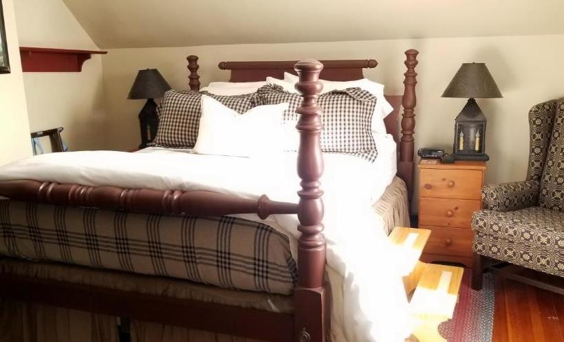 مبيت وإفطار Timbercliffe Cottage Inn